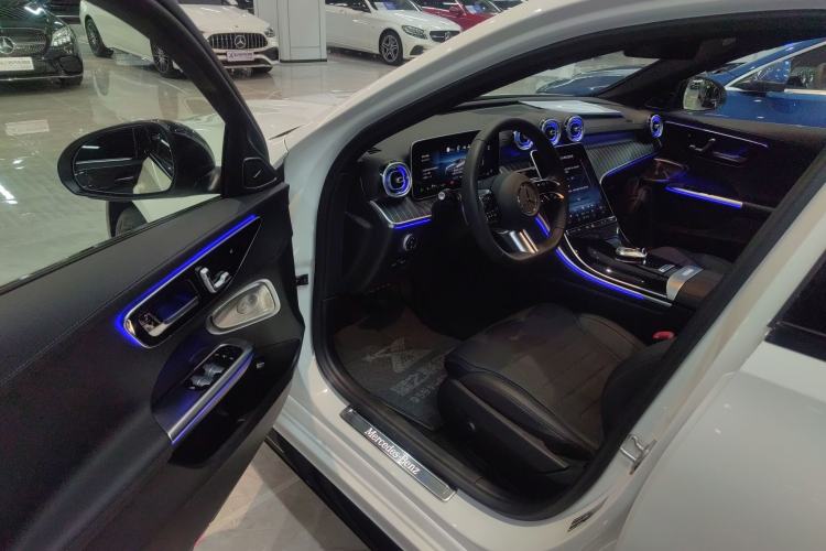 Used Mercedes-Benz C-Class 2024 Facelifted C-Class 260 L Night Edition Sports Version Driver Seat