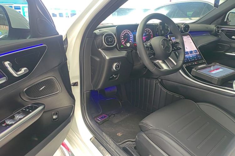Used Mercedes-Benz C-Class 2024 Restyled C 200 L Sport Edition Driver Seat