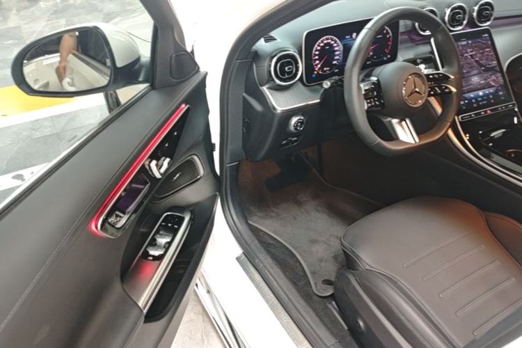Used Mercedes-Benz C-Class 2024 Restyled C 200 L Sport Edition Driver Seat
