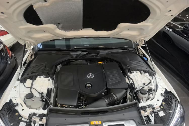 Used Mercedes-Benz C-Class 2024 Facelifted C-Class 260 L Night Edition Sports Version Engine Bay