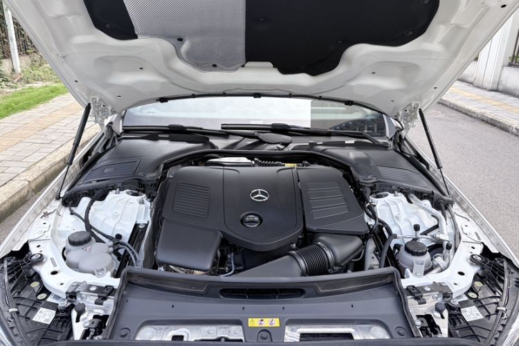 Used Mercedes-Benz C-Class 2024 Facelifted C-Class 260 L Night Edition Sports Version Engine Bay