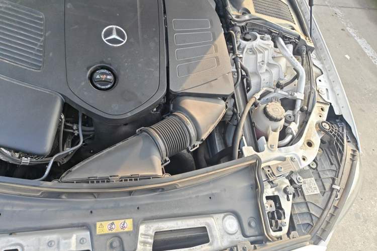 Used Mercedes-Benz C-Class 2024 Restyled C 260 L Sport Edition Engine Bay Left