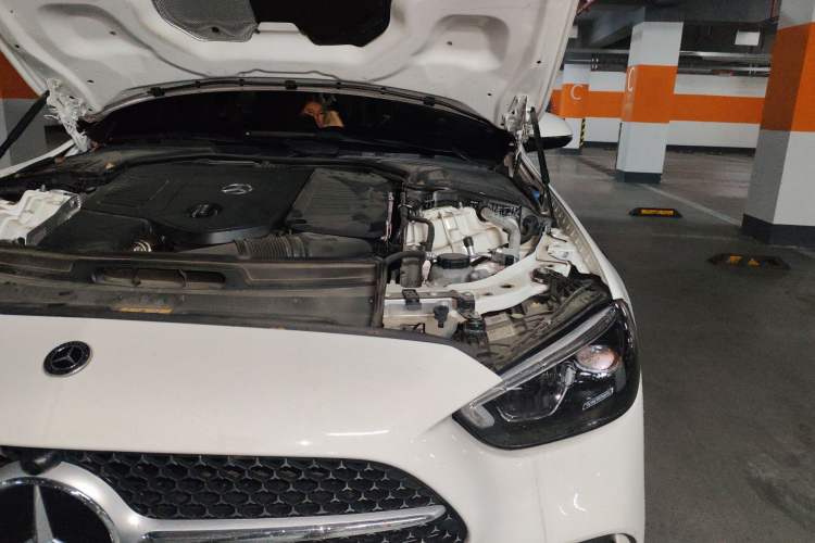 Used Mercedes-Benz C-Class 2024 C 260 L Sport Edition Engine Bay Left