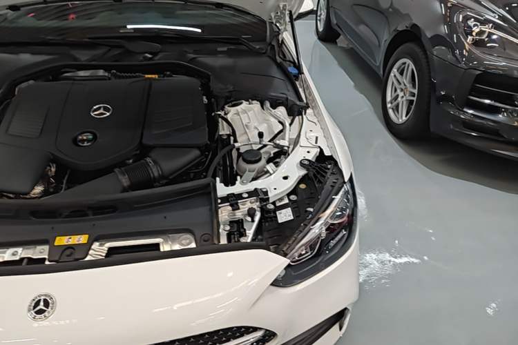 Used Mercedes-Benz C-Class 2024 C 260 L Sport Edition Engine Bay Left
