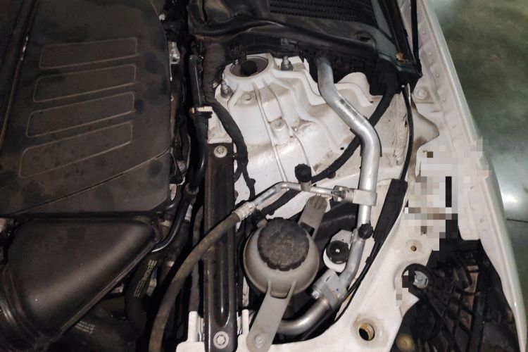 Used Mercedes-Benz C-Class 2024 Second Facelift C 260 L Sport Edition Engine Bay Left