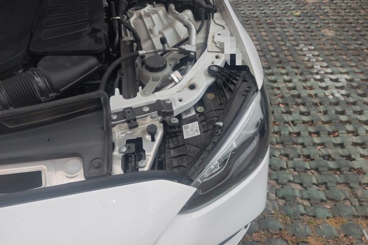 Used Mercedes-Benz C-Class 2024 Restyled C 200 L Sport Edition Engine Bay Left