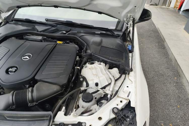 Used Mercedes-Benz C-Class 2024 Facelifted C-Class 260 L Night Edition Sports Version Engine Bay Left