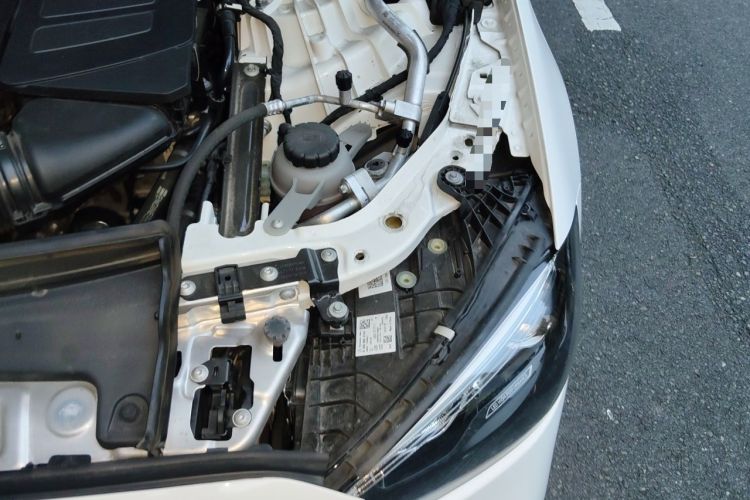 Used Mercedes-Benz C-Class 2024 C 260 L Sport Edition Engine Bay Left