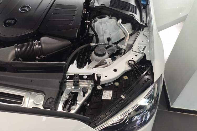 Used Mercedes-Benz C-Class 2024 C 260 L Sport Edition Engine Bay Left