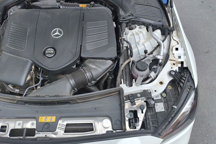 Used Mercedes-Benz C-Class 2024 Second Facelift C 260 L Starry Night Sport Edition Engine Bay Left