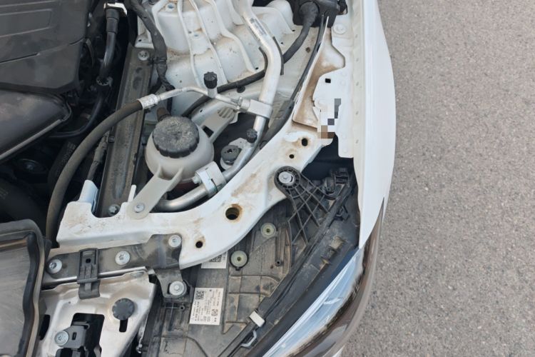 Used Mercedes-Benz C-Class 2024 Restyled C 260 L Sport Edition Engine Bay Left