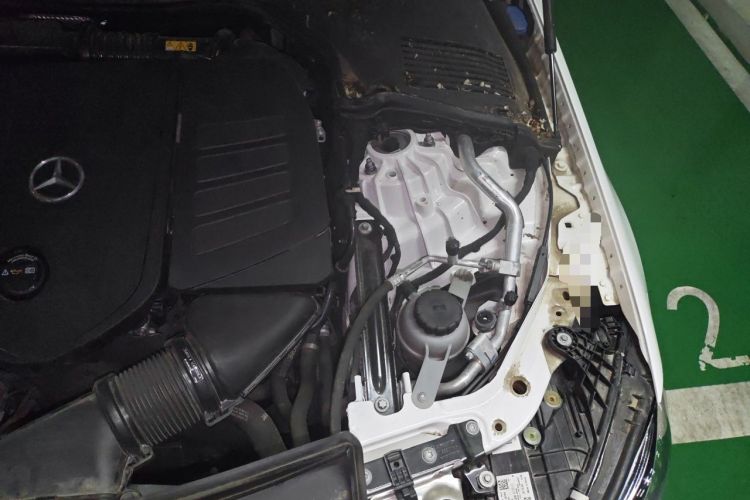 Used Mercedes-Benz C-Class 2024 C 260 L Sport Edition Engine Bay Left