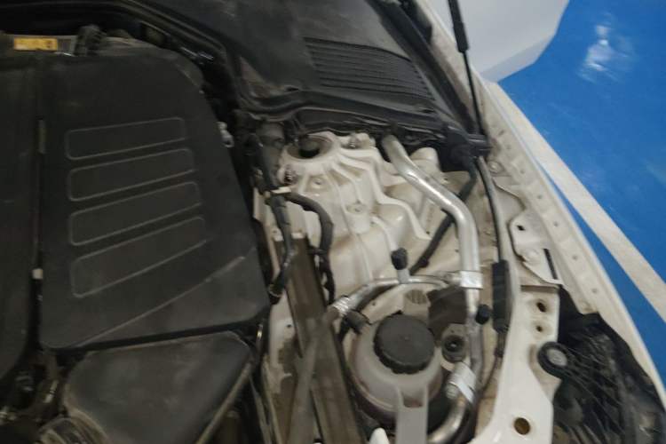 Used Mercedes-Benz C-Class 2024 Restyled C 260 L Sport Edition Engine Bay Left