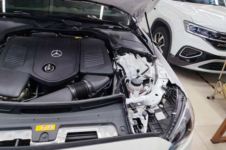 Used Mercedes-Benz C-Class 2024 Facelift C 260 L Night Edition Sport Version Engine Bay Left