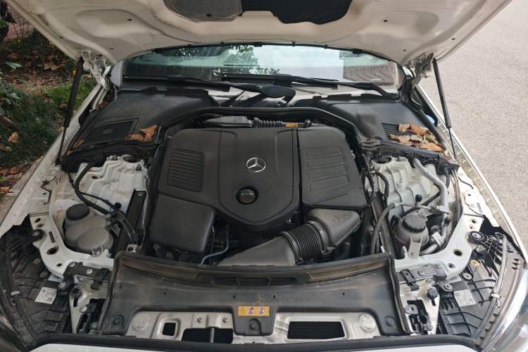 Used Mercedes-Benz C-Class 2024 C 200 L Sport Edition Engine Bay