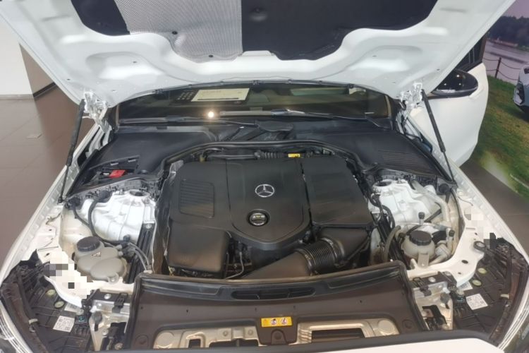 Used Mercedes-Benz C-Class 2024 Facelifted C-Class 260 L Night Edition Sports Version Engine Bay