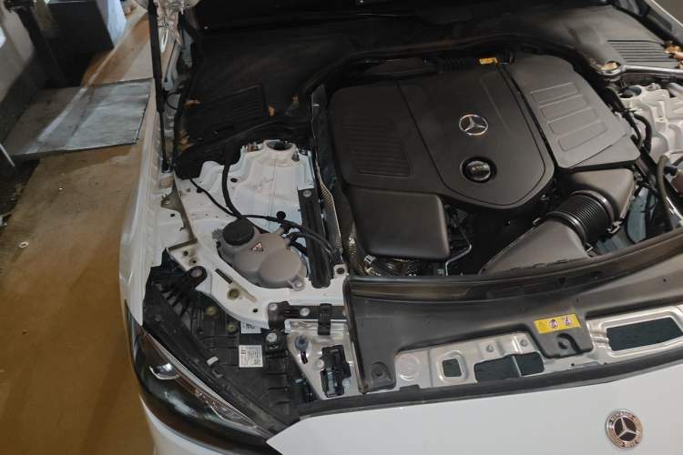 Used Mercedes-Benz C-Class 2024 C 200 L Sport Edition Engine Bay Right
