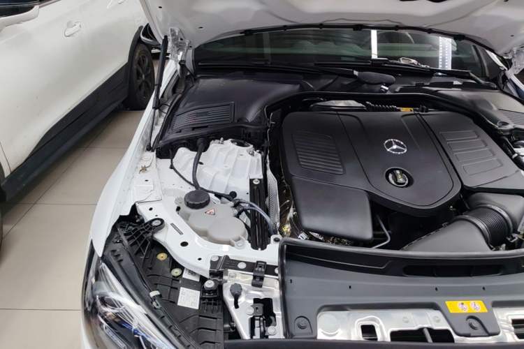 Used Mercedes-Benz C-Class 2024 Facelift C 260 L Night Edition Sport Version Engine Bay Right
