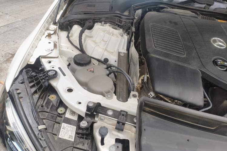 Used Mercedes-Benz C-Class 2024 Second Facelift C 260 L Sport Edition Engine Bay Right