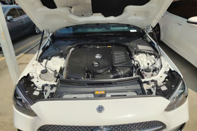Used Mercedes-Benz C-Class 2024 Facelifted C-Class 260 L Night Edition Sports Version Engine Bay