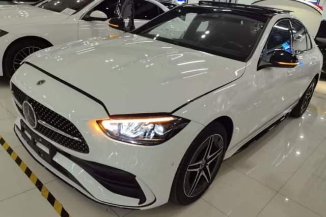 Used Mercedes-Benz C-Class 2024 Facelifted C-Class 260 L Night Edition Sports Version