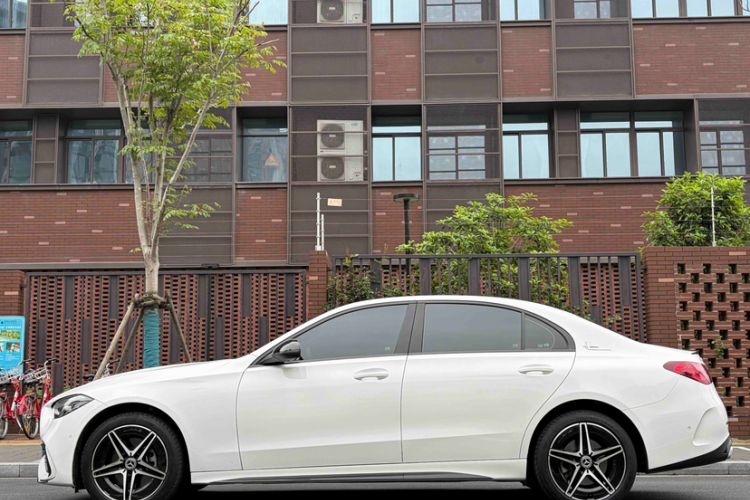 Used Mercedes-Benz C-Class 2024 Facelift C 260 L Night Edition Sport Version Exterior 1