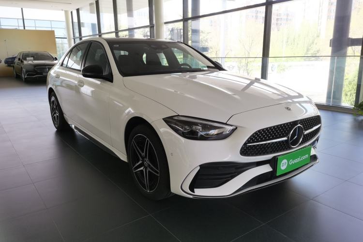 Used Mercedes-Benz C-Class 2024 Facelifted C-Class 260 L Night Edition Sports Version Exterior 1