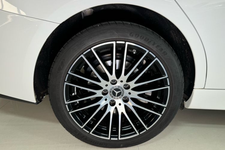 Used Mercedes-Benz C-Class 2024 C 260 L Sport Edition Exterior 12