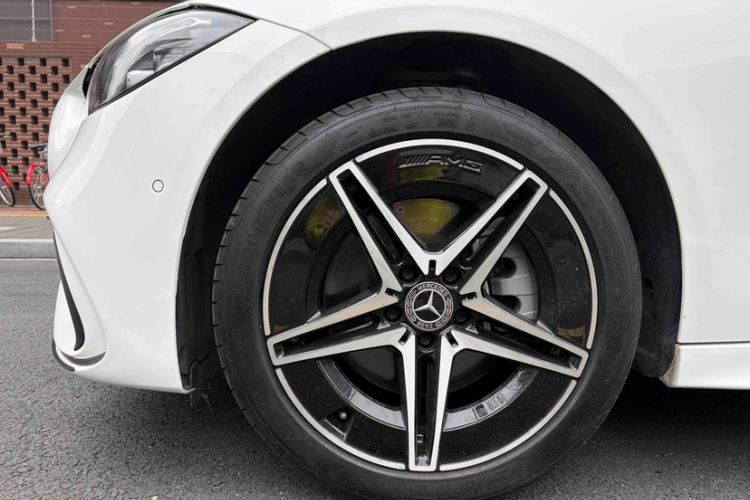 Used Mercedes-Benz C-Class 2024 Facelift C 260 L Night Edition Sport Version Exterior 2
