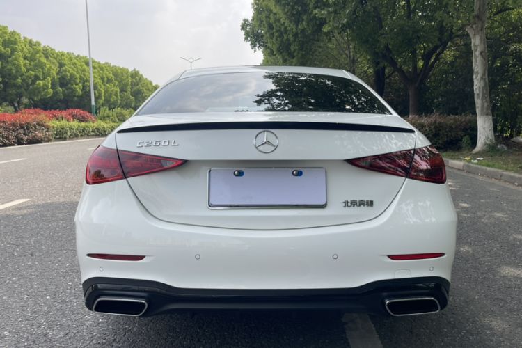Used Mercedes-Benz C-Class 2024 Facelifted C-Class 260 L Night Edition Sports Version Exterior 2