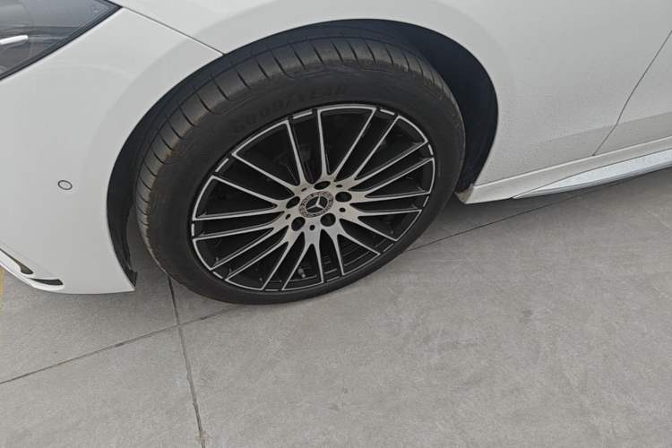 Used Mercedes-Benz C-Class 2024 Restyled C 260 L Sport Edition Exterior 2