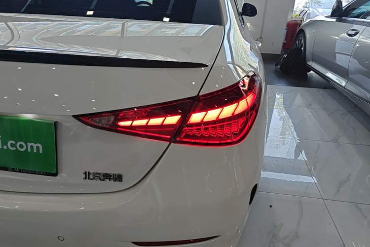 Used Mercedes-Benz C-Class 2024 Second Facelift C 260 L Starry Night Sport Edition Exterior 3