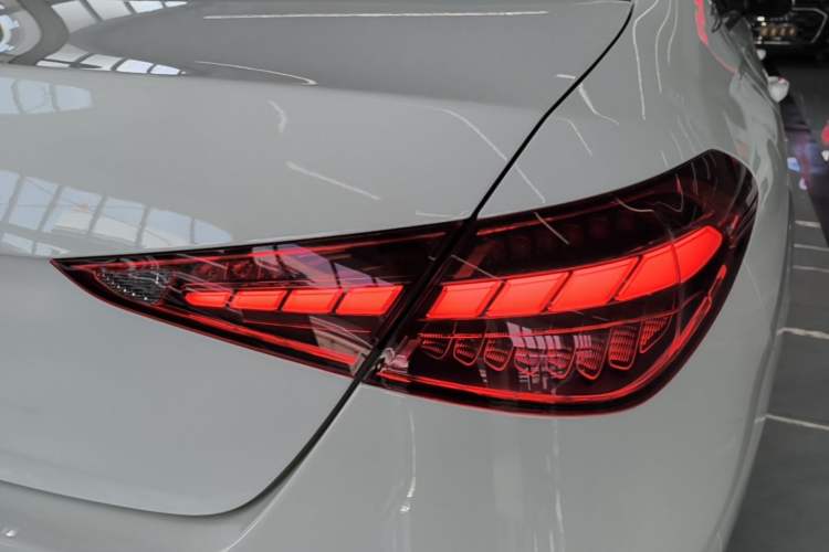 Used Mercedes-Benz C-Class 2024 Second Facelift C 260 L Sport Edition Exterior 3