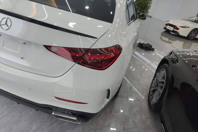 Used Mercedes-Benz C-Class 2024 Second Facelift C 260 L Starry Night Sport Edition Exterior 3
