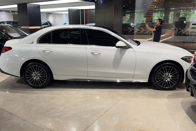Used Mercedes-Benz C-Class 2024 Restyled C-Class 260 L Sport Edition Exterior 3