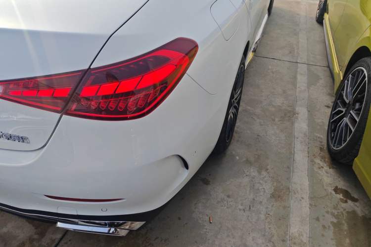 Used Mercedes-Benz C-Class 2024 C 200 L Sport Edition Exterior 3