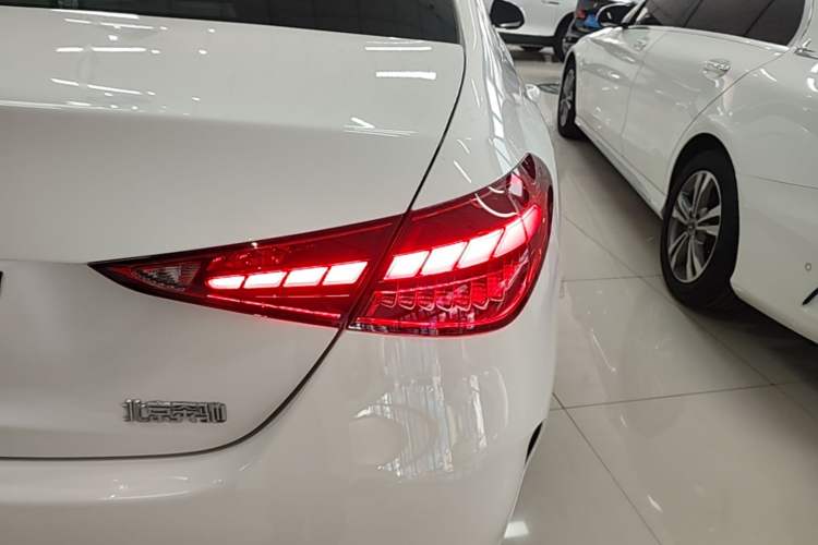 Used Mercedes-Benz C-Class 2024 C 200 L Sport Edition Exterior 3