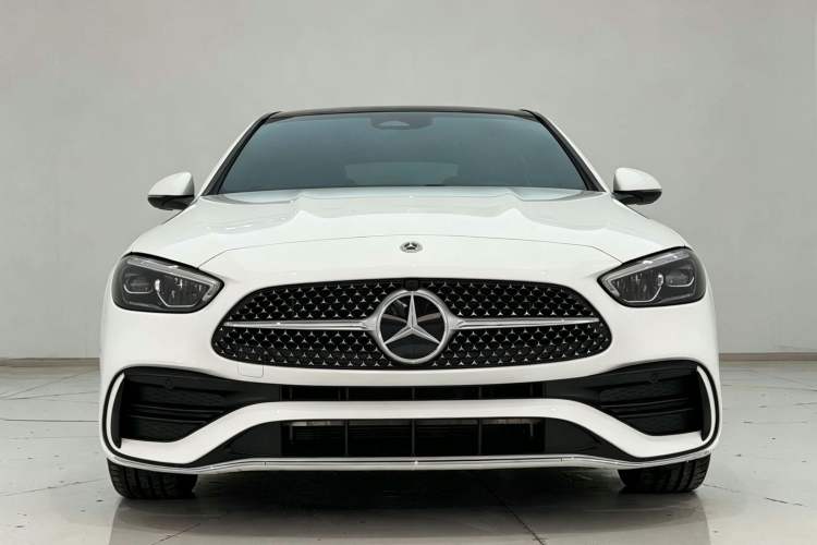Used Mercedes-Benz C-Class 2024 Second Facelift C 260 L Sport Edition Exterior 3