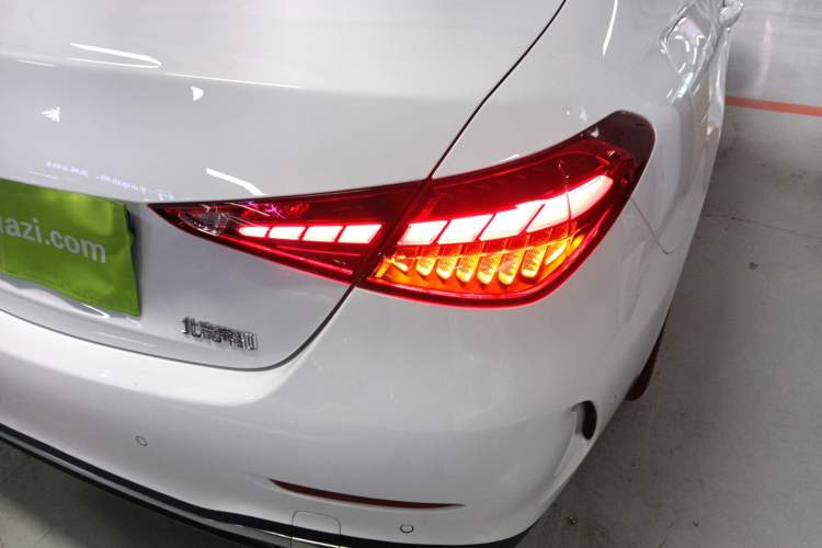 Used Mercedes-Benz C-Class 2024 Second Facelift C 260 L Sport Edition Exterior 3
