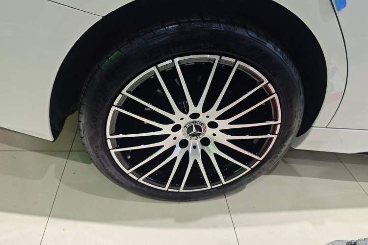 Used Mercedes-Benz C-Class 2024 Restyled C-Class 260 L Sport Edition Exterior 3