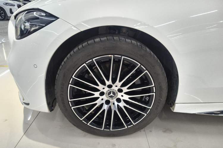 Used Mercedes-Benz C-Class 2024 Restyled C-Class 260 L Sport Edition Exterior 4