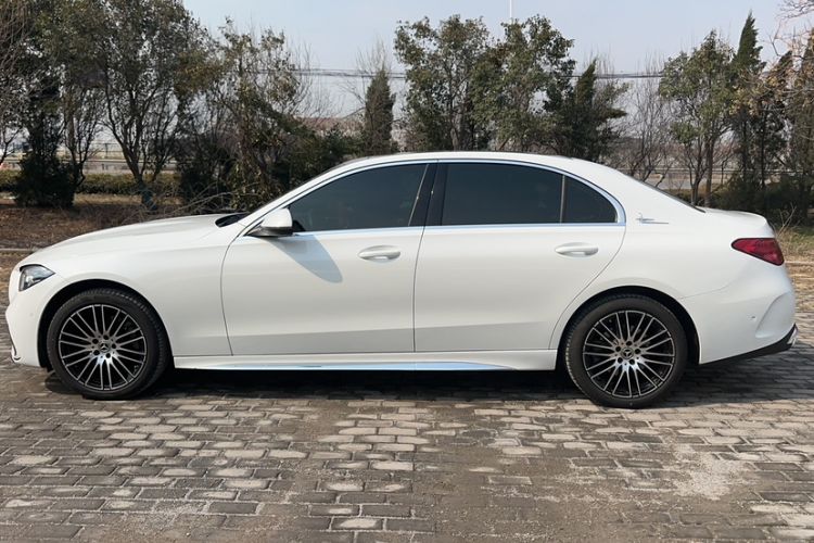 Used Mercedes-Benz C-Class 2024 Restyled C 260 L Sport Edition Exterior 4