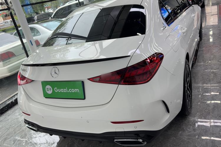 Used Mercedes-Benz C-Class 2024 Facelifted C-Class 260 L Night Edition Sports Version Exterior 4