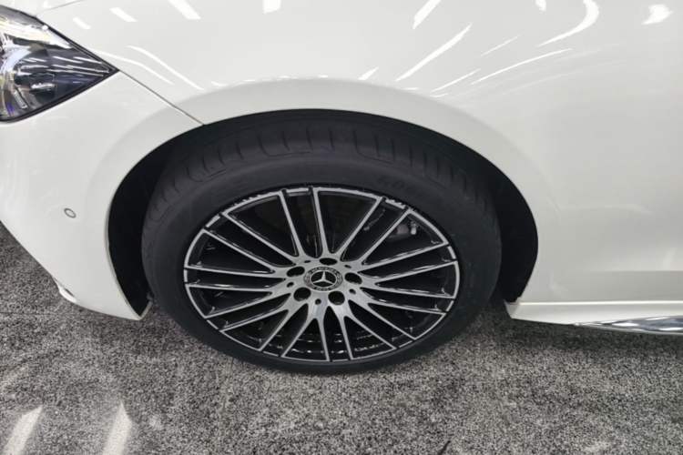 Used Mercedes-Benz C-Class 2024 Restyled C 260 L Sport Edition Exterior 4