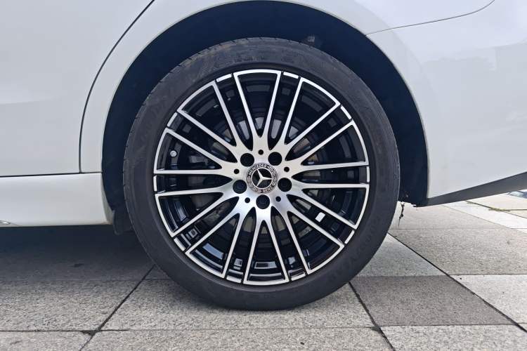 Used Mercedes-Benz C-Class 2024 C 200 L Sport Edition Exterior 4