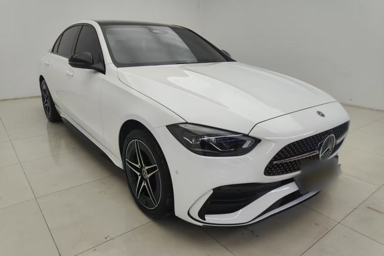 Used Mercedes-Benz C-Class 2024 Facelift C 260 L Night Edition Sport Version Exterior 4