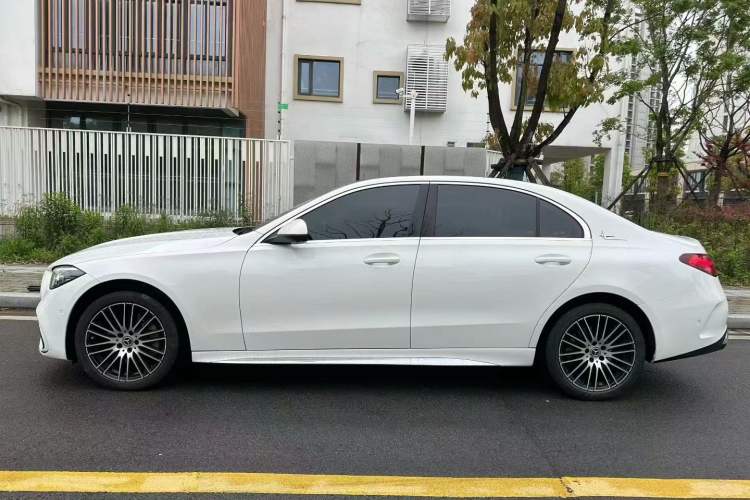 Used Mercedes-Benz C-Class 2024 Restyled C-Class 260 L Sport Edition Exterior 4