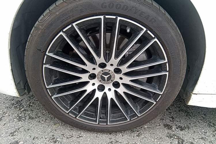 Used Mercedes-Benz C-Class 2024 Restyled C 260 L Sport Edition Exterior 4