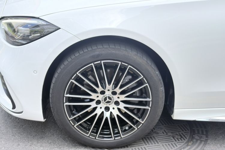Used Mercedes-Benz C-Class 2024 C 200 L Sport Edition Exterior 4