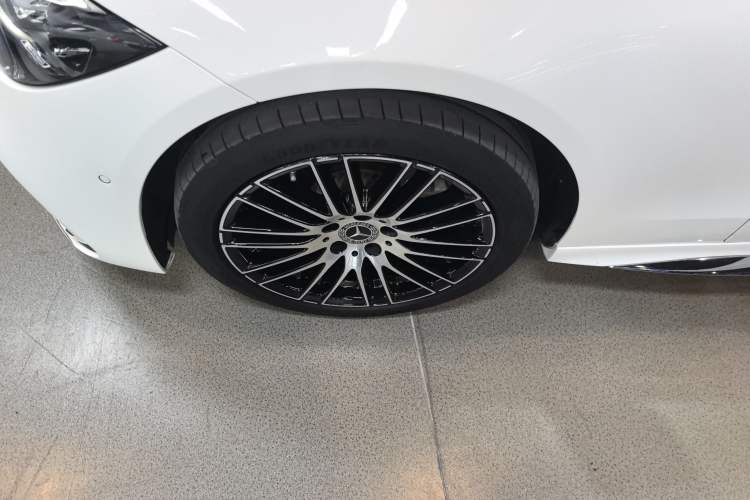 Used Mercedes-Benz C-Class 2024 Restyled C 260 L Sport Edition Exterior 4